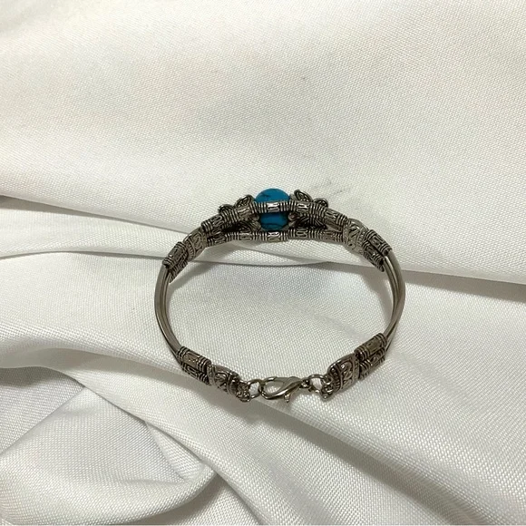 Novadab Turquoise Silver-Plated Bracelet - Picture 5 of 6